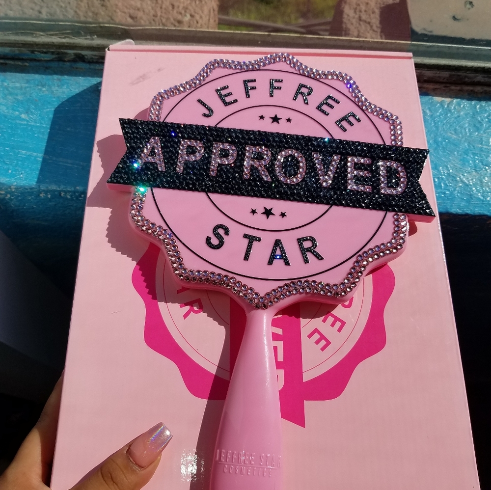 Jeffree star Approved mirror blinged out